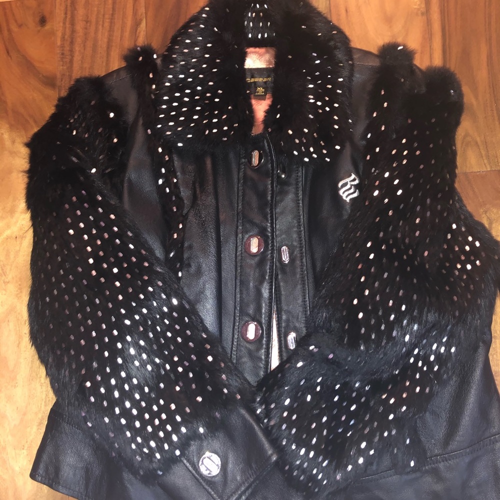 ROCAWEAR REAL LEATHER AND FAUX FUR
